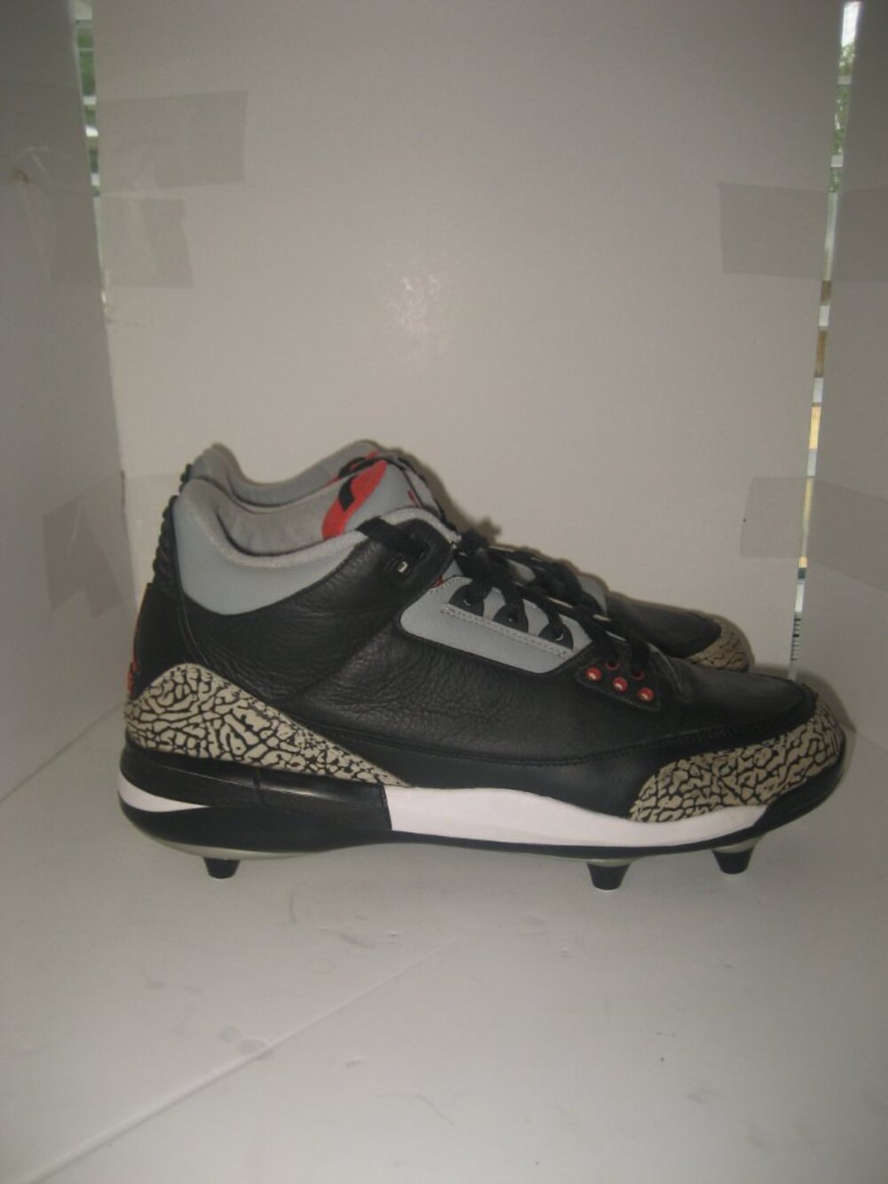 Men's Nike Air Jordan 3 Black Cement Football Cleats 324822-061 OG size 12